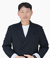 국진근